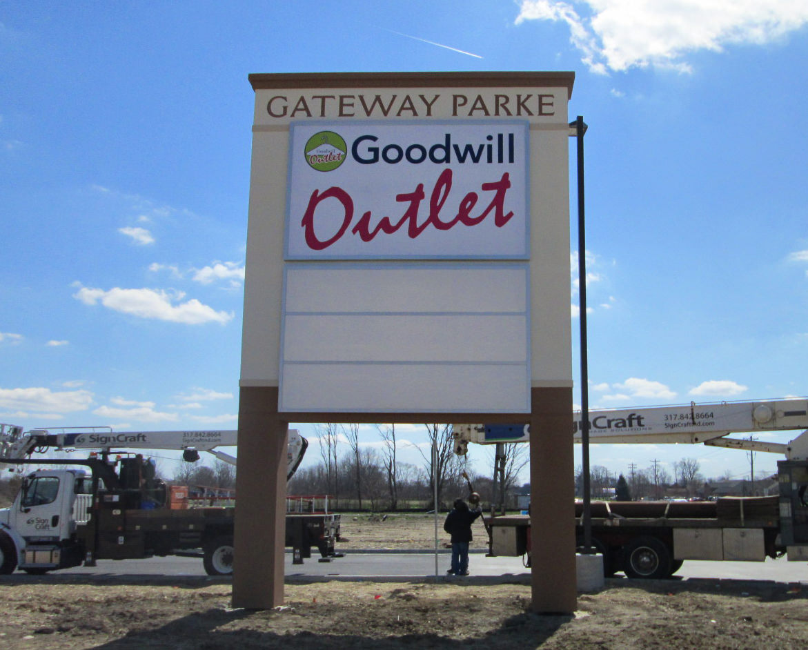 Goodwill Outlet Pylon Sign
